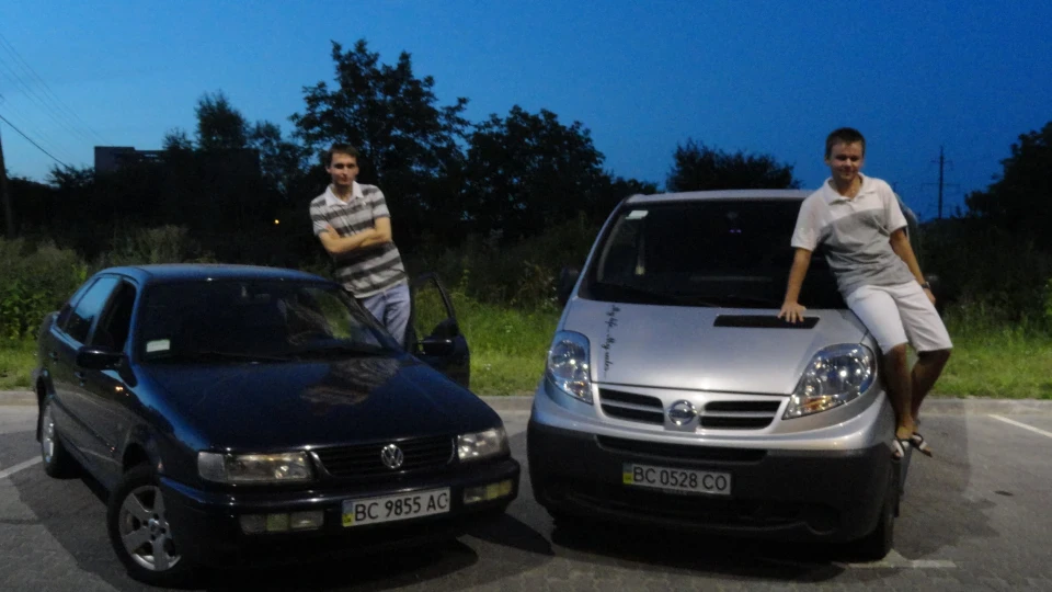 Volkswagen Passat 2.0 Синій Перламутр 4