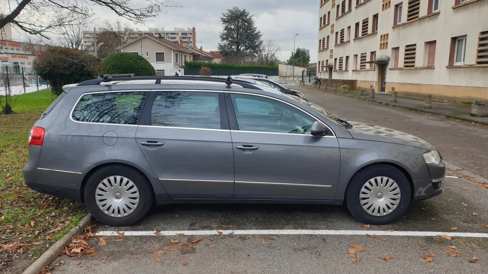 Volkswagen Passat 2.0 TDI BKP 2