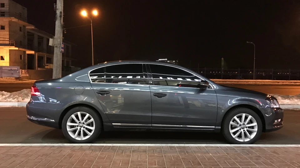 Volkswagen Passat 2.0 TDI / HIGHLINE 3
