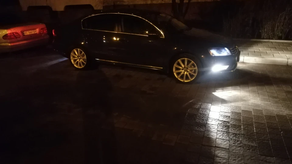 Volkswagen Passat 2.0 tdi 4