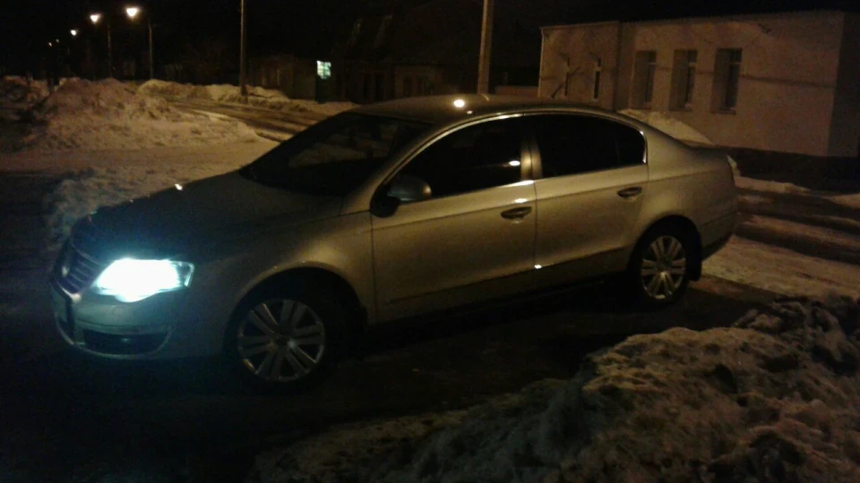 Volkswagen Passat 2.0 TFSI Highline 2