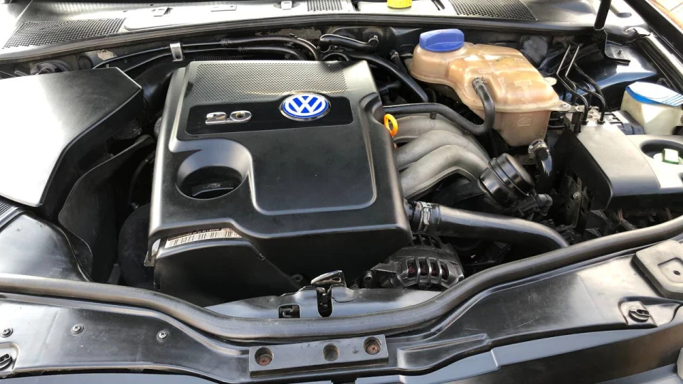 Volkswagen Passat 2.0 4