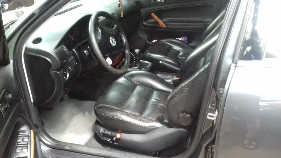 Volkswagen Passat 2.8.30V ALG 2