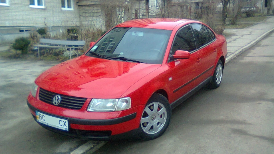 Volkswagen Passat B5 Red Cardinal 2