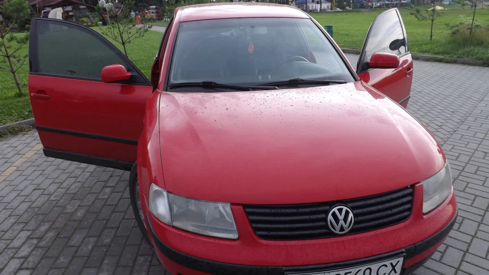 Volkswagen Passat B5 Red Cardinal 3
