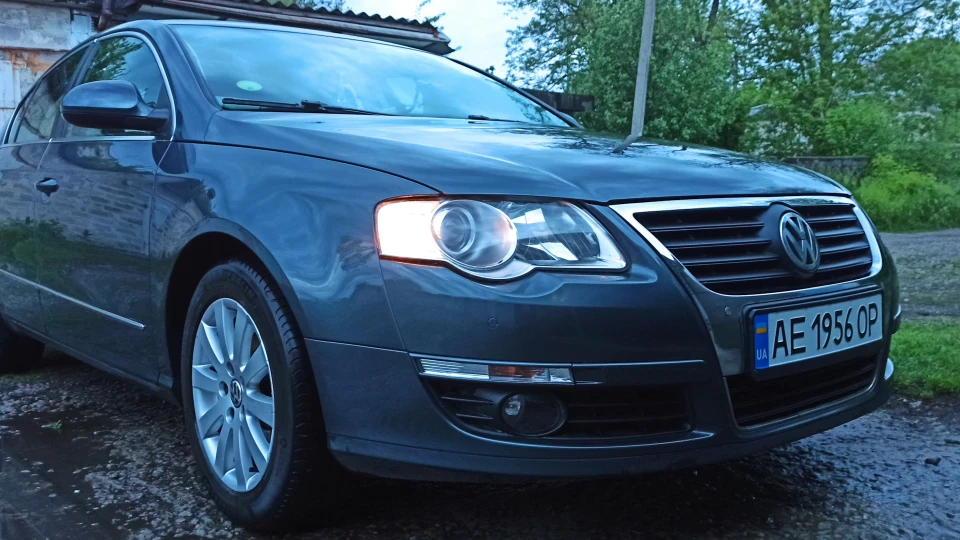 Volkswagen Passat B6 2