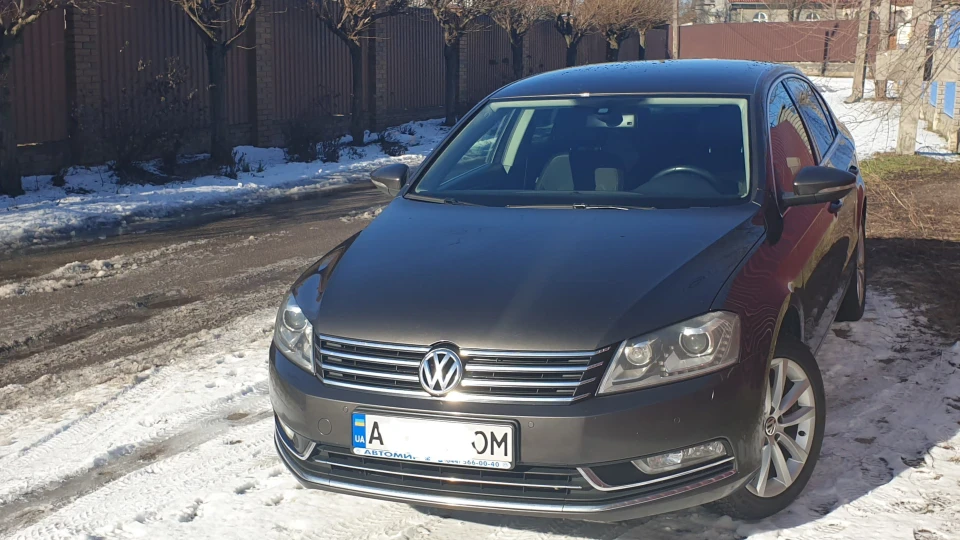 Volkswagen Passat B7 1.8 TSI Limited DSG7