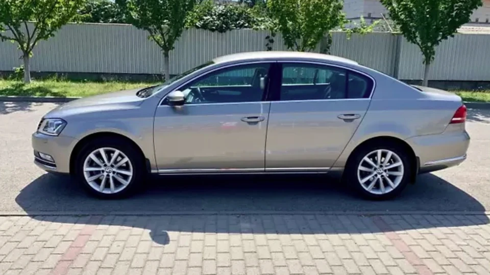 Volkswagen Passat B7 2.0 TDI CFFB 2
