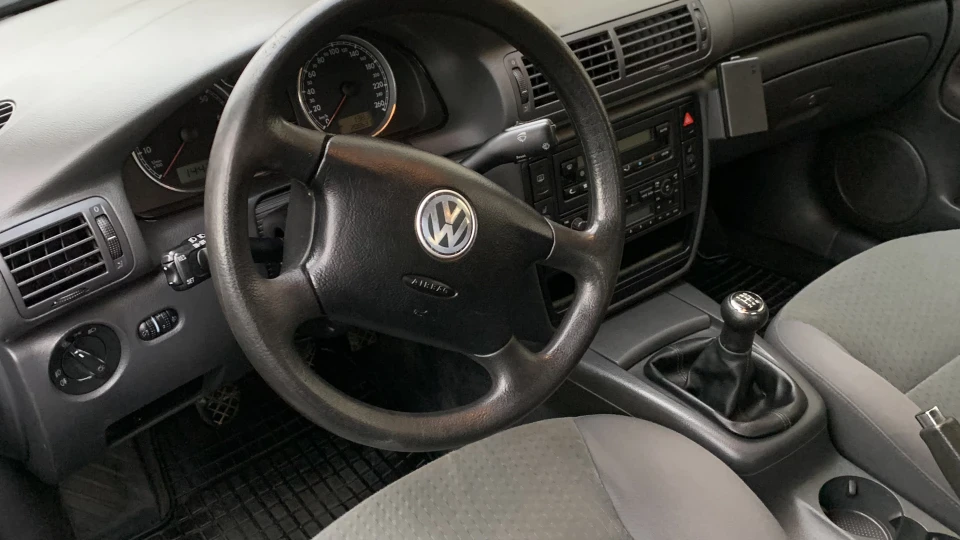 Volkswagen Passat Black 2.0🔥 2