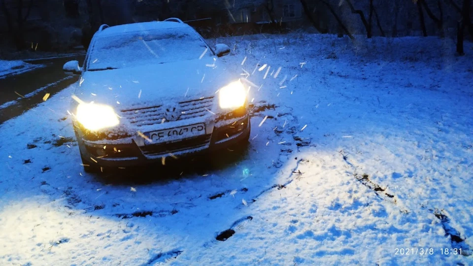 Volkswagen Passat Чорний