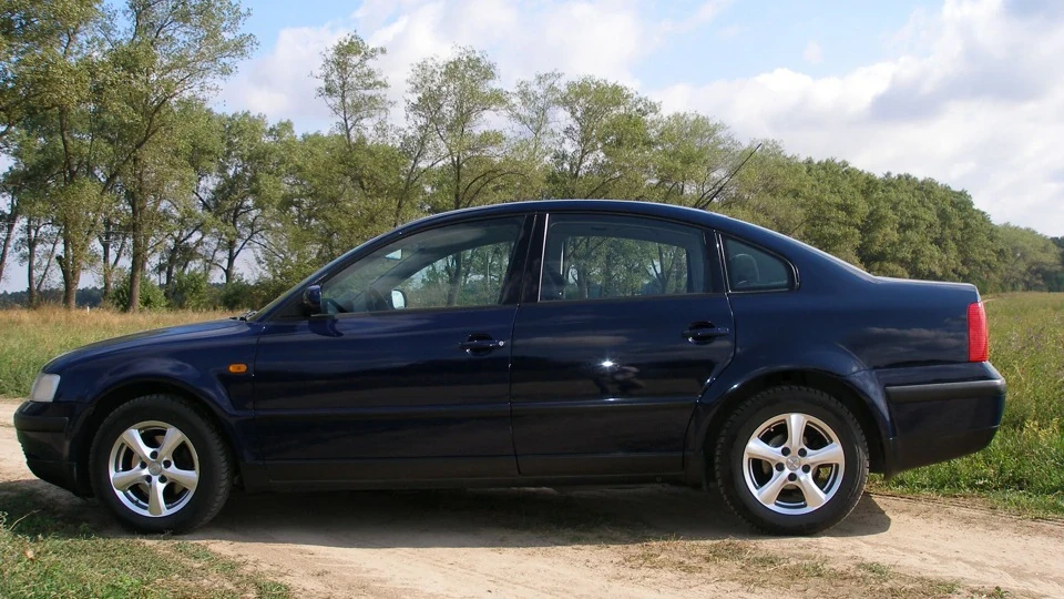 Volkswagen Passat Das Auto 2