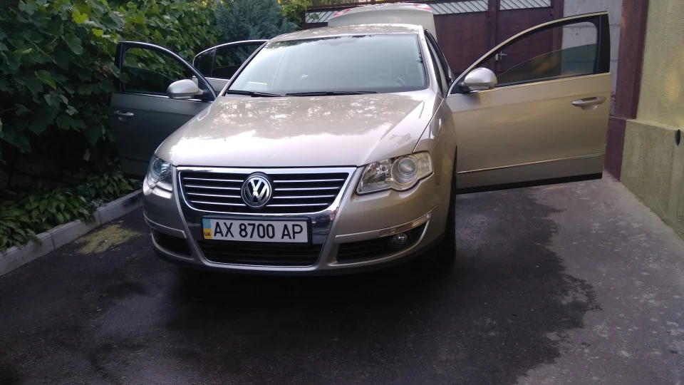 Volkswagen Passat Диван диванич 2