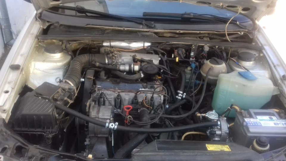 Volkswagen Passat GL 1.8PF 2