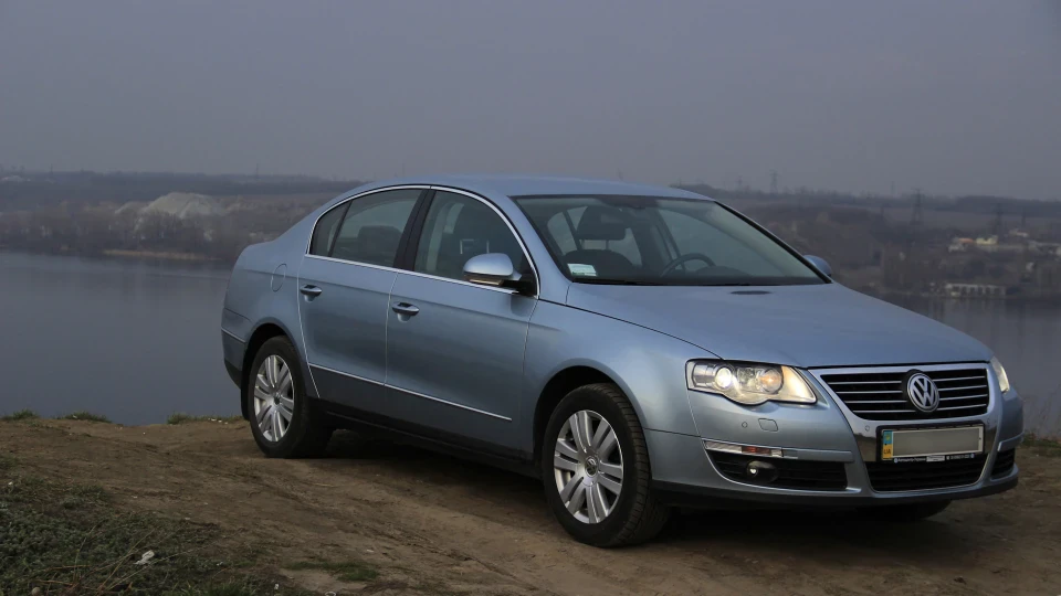 Volkswagen Passat Блакитна Перлина 3