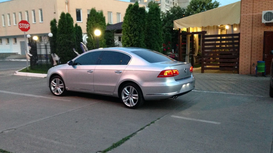 Volkswagen Passat Highline 2.0 TDI 2