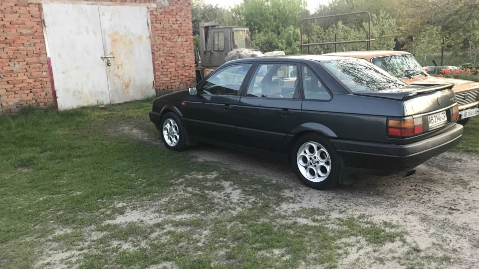 Volkswagen Passat (LIM) GL 4