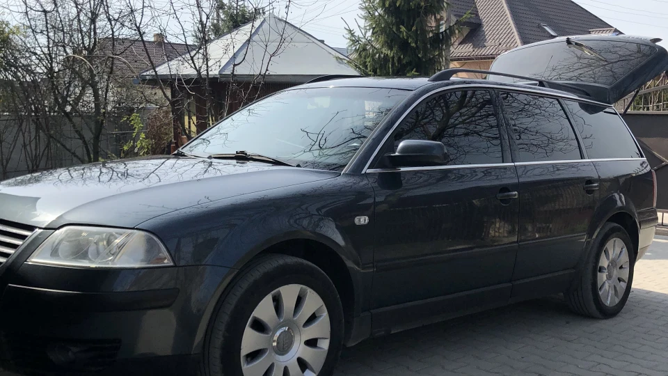Volkswagen Passat Пасатик 2.0 AZM 2