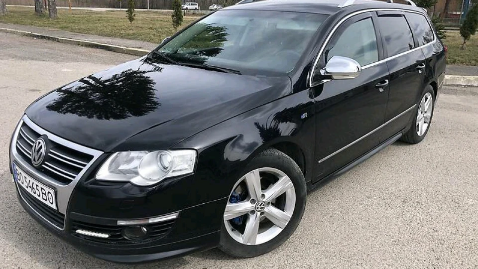 Volkswagen Passat R- LINE 2.0 TDI 4MOTION 4