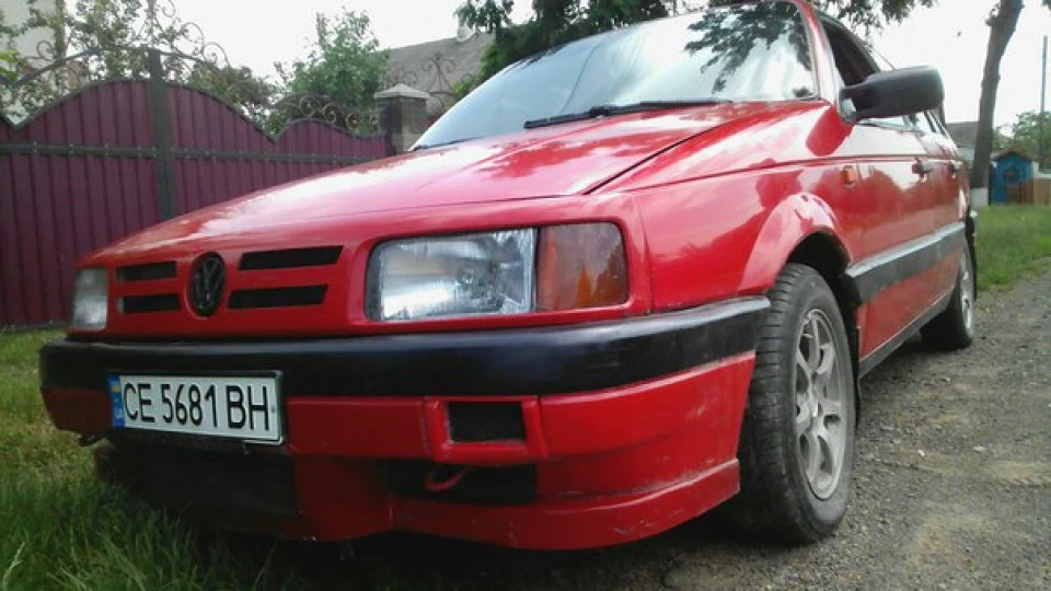 Volkswagen Passat Red lightning 5