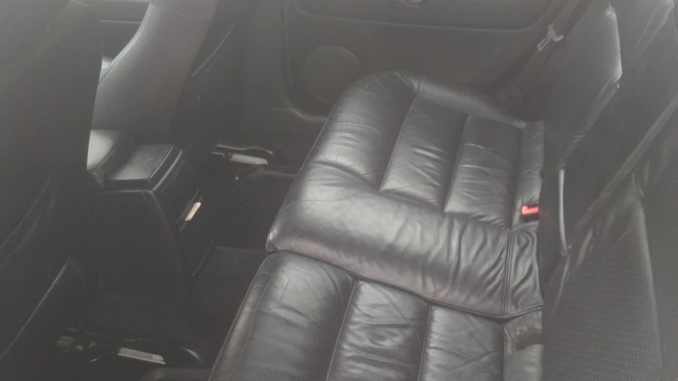 Volkswagen Passat Сріблястий ЛЮКС-купе-СВ 4