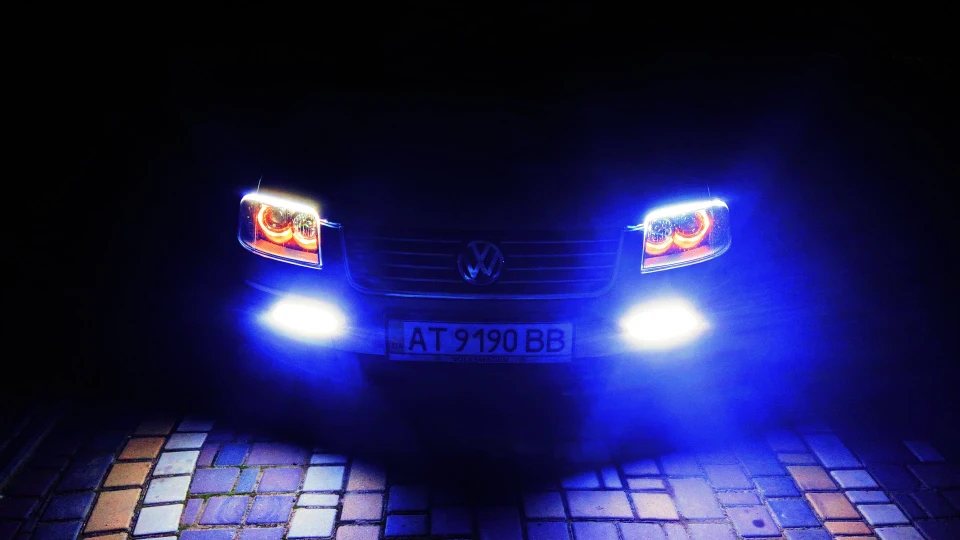 Volkswagen Passat Сірий Вовк 2