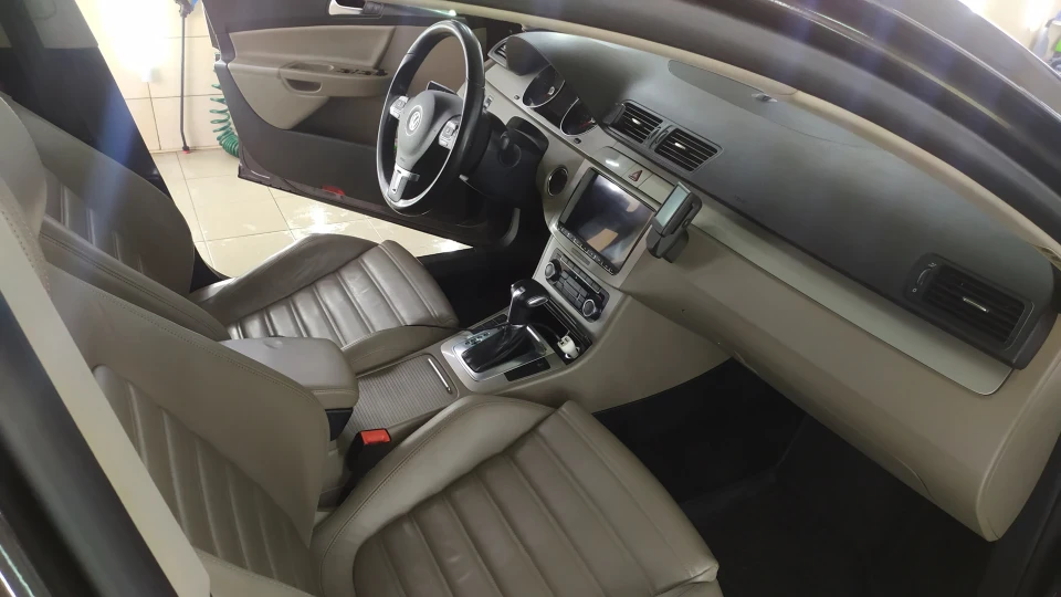 Volkswagen Passat Шиколадний маленький тан 5