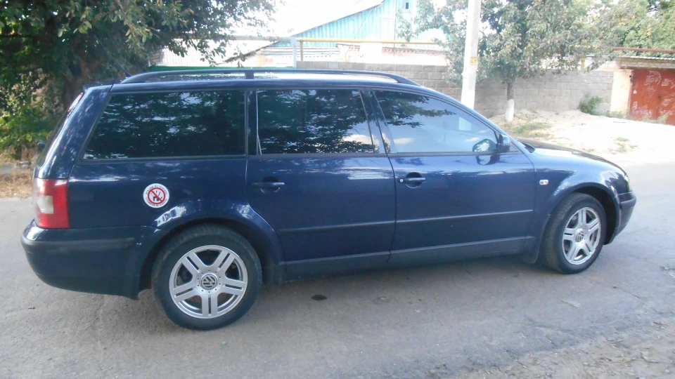 Volkswagen Passat Синій птах 2