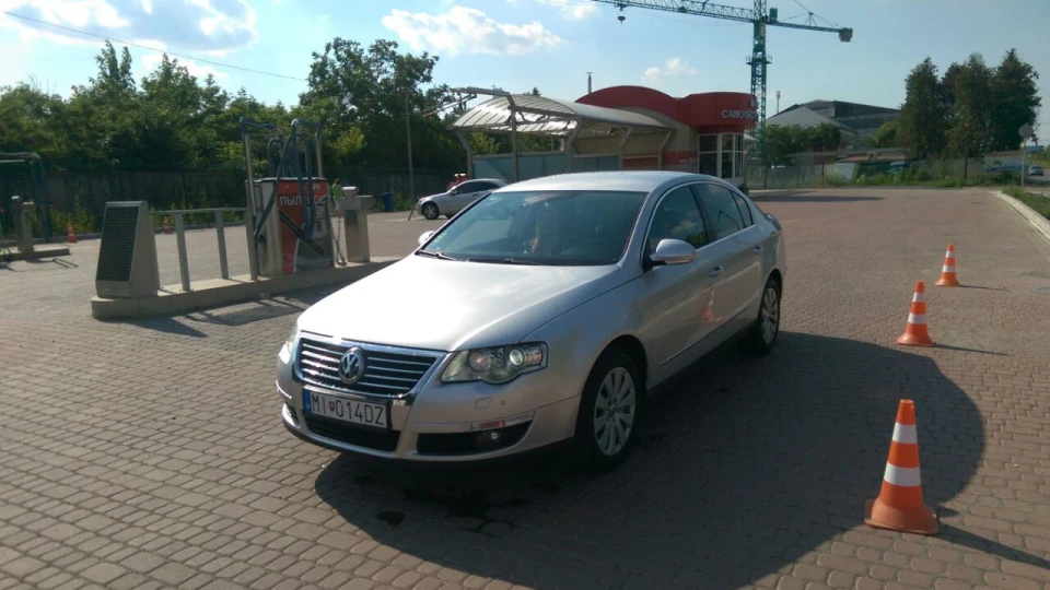 Volkswagen Passat Tedesco Grigio Cardinale 5