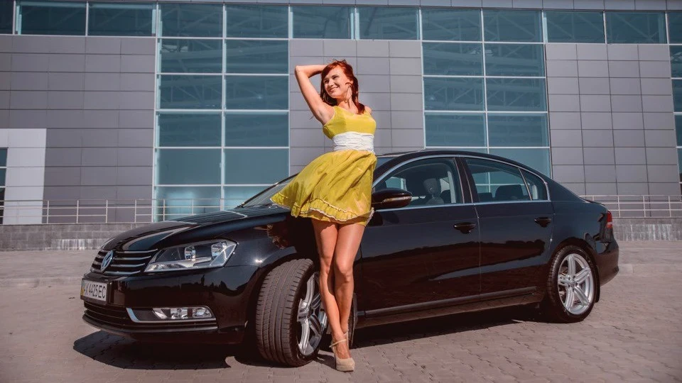 Volkswagen Passat United Airlines 3