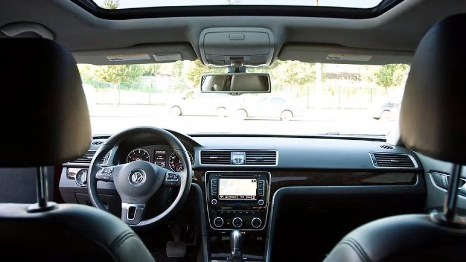 Volkswagen Passat USA SEL 4