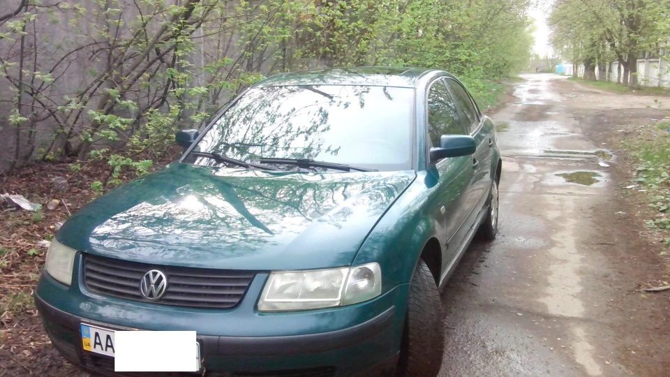 Volkswagen Passat У 5 зелена черепаха 4
