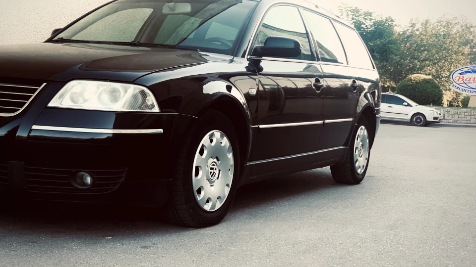 Volkswagen Passat Variant 200 H.P. 4