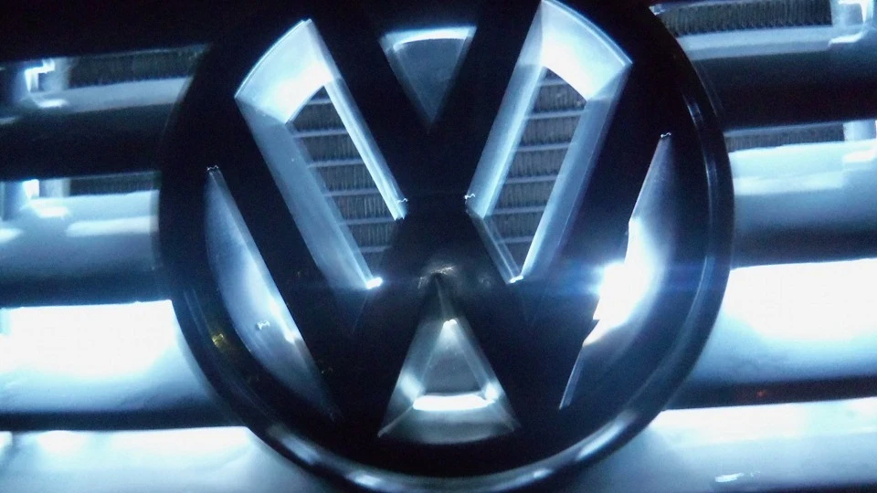 Volkswagen Passat VolPas WHITE CAT 4