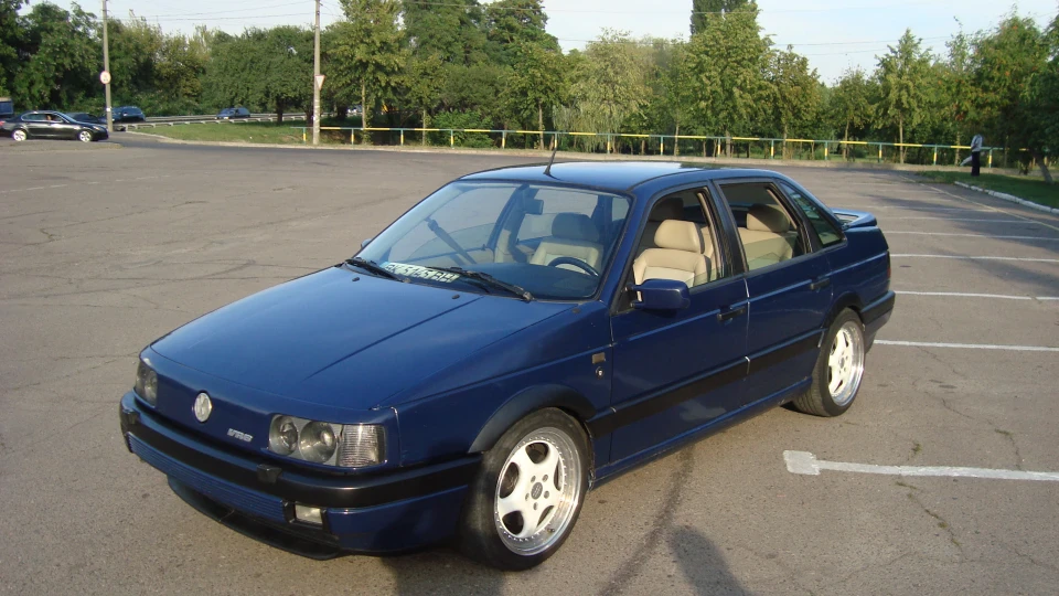 Volkswagen Passat VR6 GLX Kamei X1
