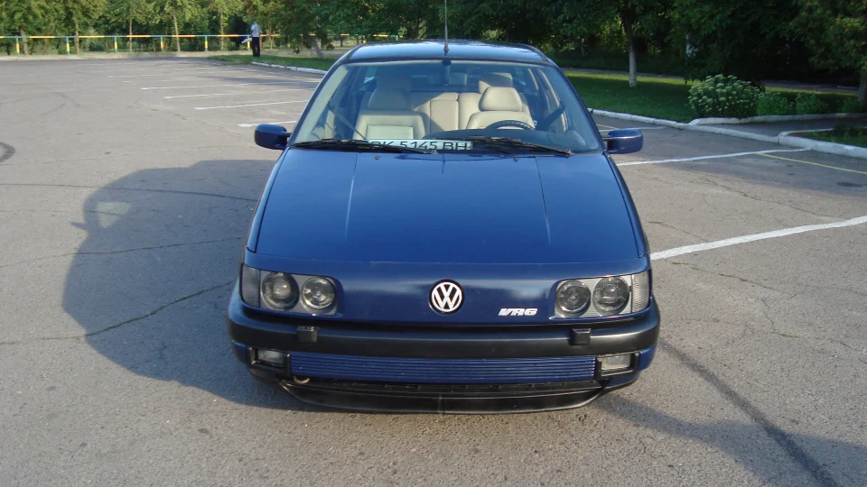 Volkswagen Passat VR6 GLX Kamei X1 2