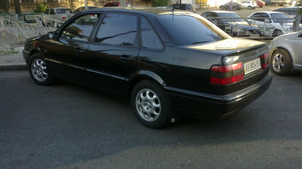 Volkswagen Passat VR6 3