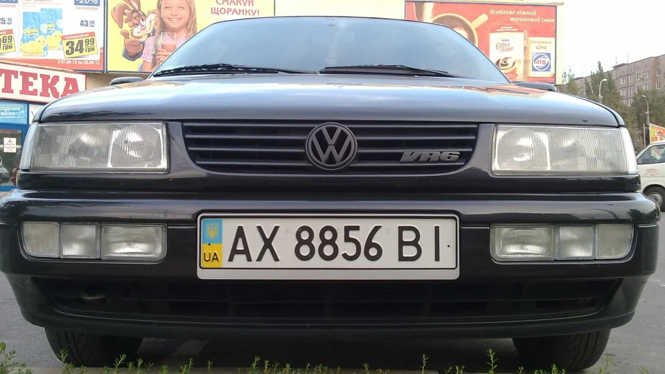 Volkswagen Passat VR6 5