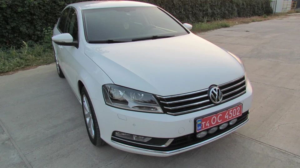 Volkswagen Passat "White Ship" 2