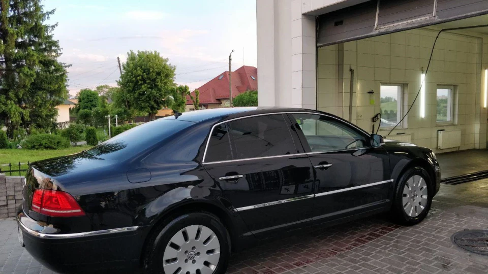 Volkswagen Phaeton 4