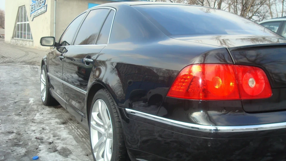 Volkswagen Phaeton 3