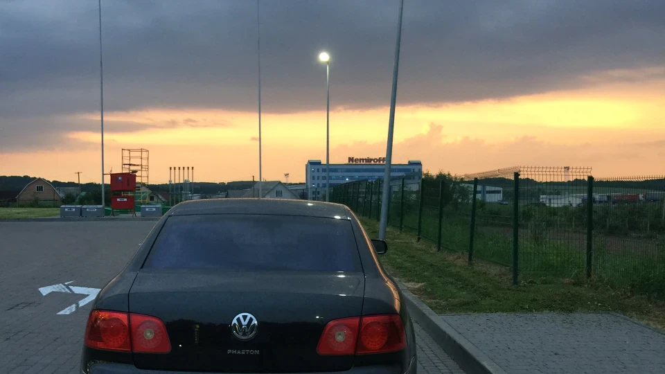 Volkswagen Phaeton 2