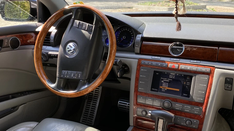 Volkswagen Phaeton 3