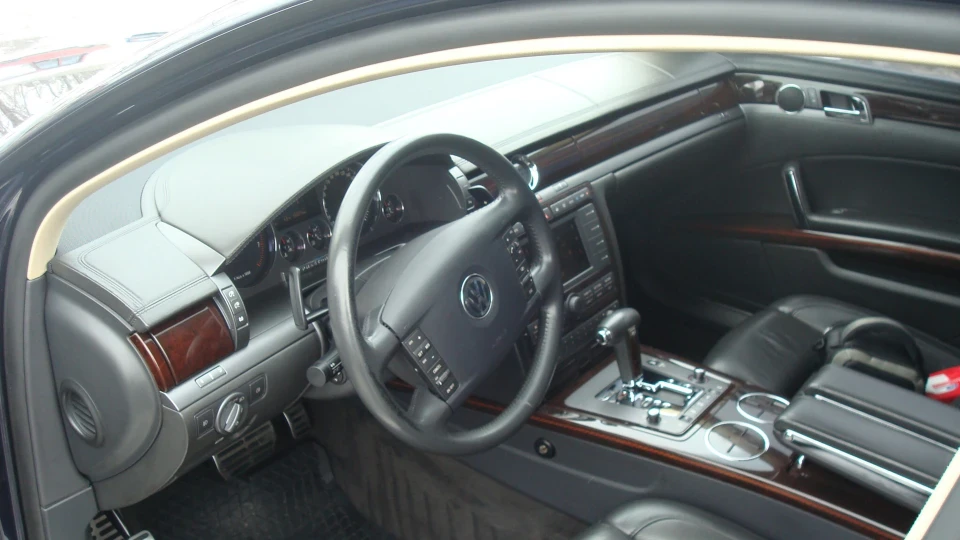 Volkswagen Phaeton 3
