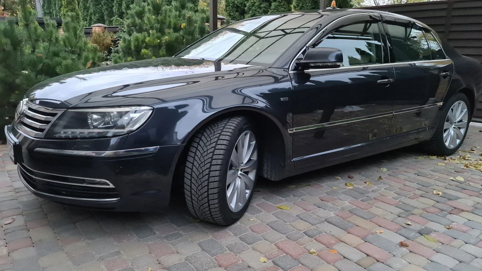 Volkswagen Phaeton 3.0 TDI EXCLUSIVE 3