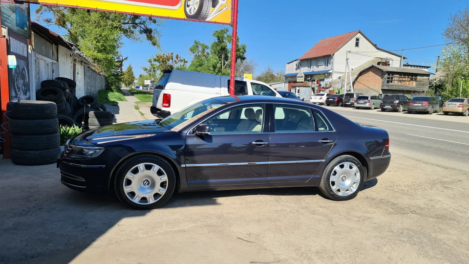 Volkswagen Phaeton 3.0 TDI EXCLUSIVE 4