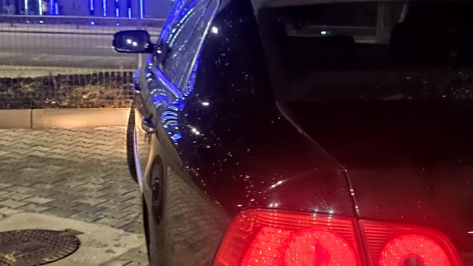 Volkswagen Phaeton Чорний 3.2 бенз
