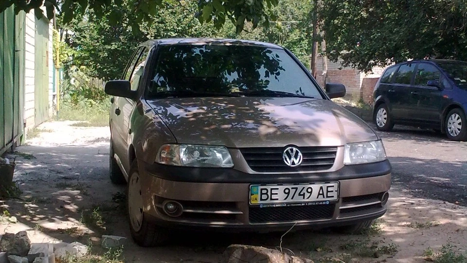 Volkswagen Pointer 5