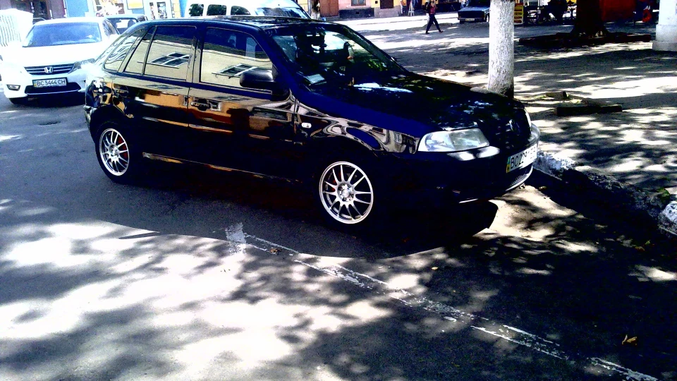 Volkswagen Pointer 1.8
