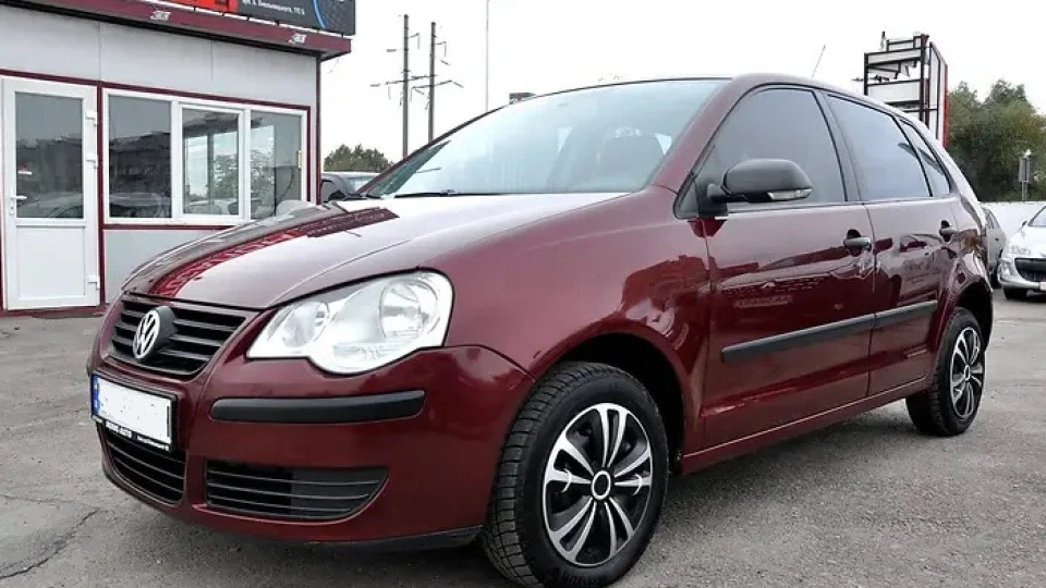 Volkswagen Polo Hatchback 2