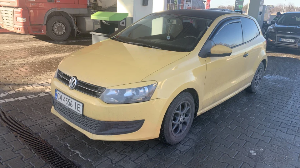 Volkswagen Polo Hatchback 2